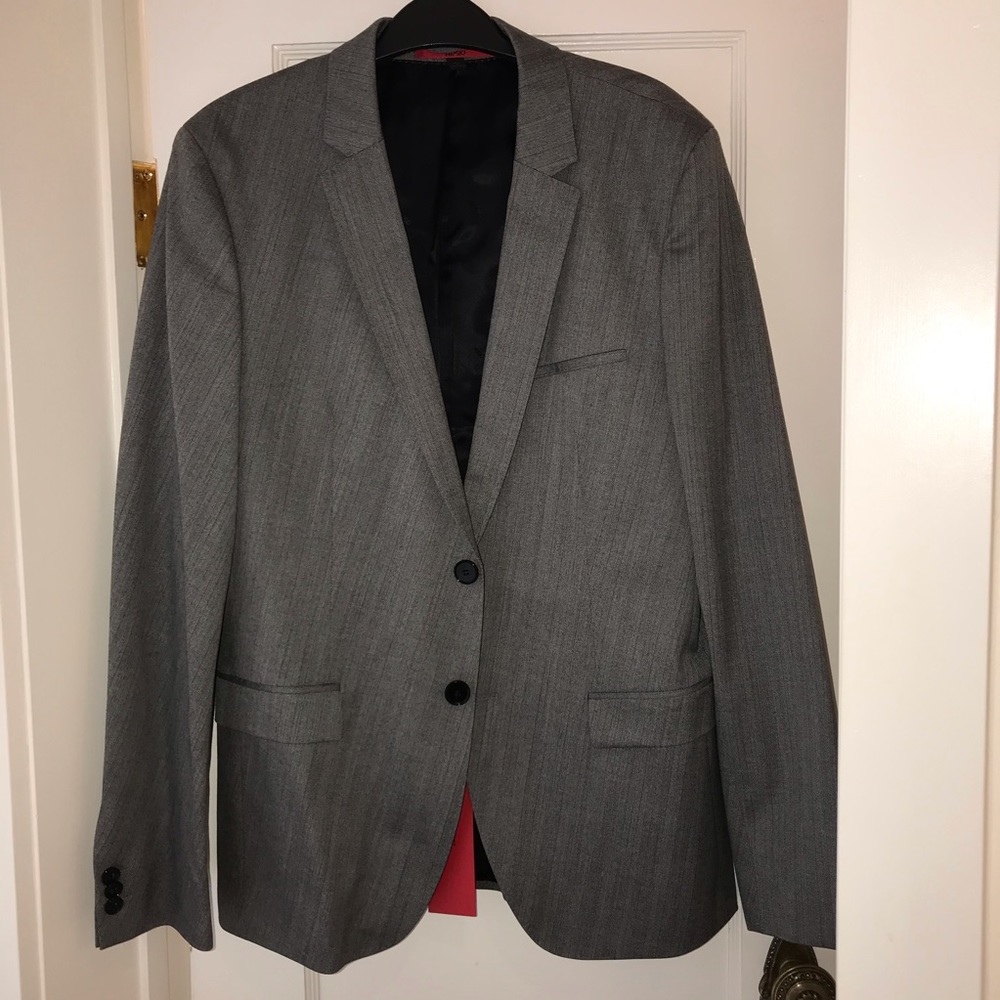 GREY PINSTRIPE 2 BUTTON BLAZER SIZE EU48/38R